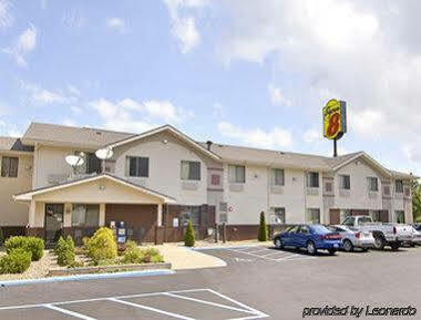 Super 8 By Wyndham Wv 2* Weston